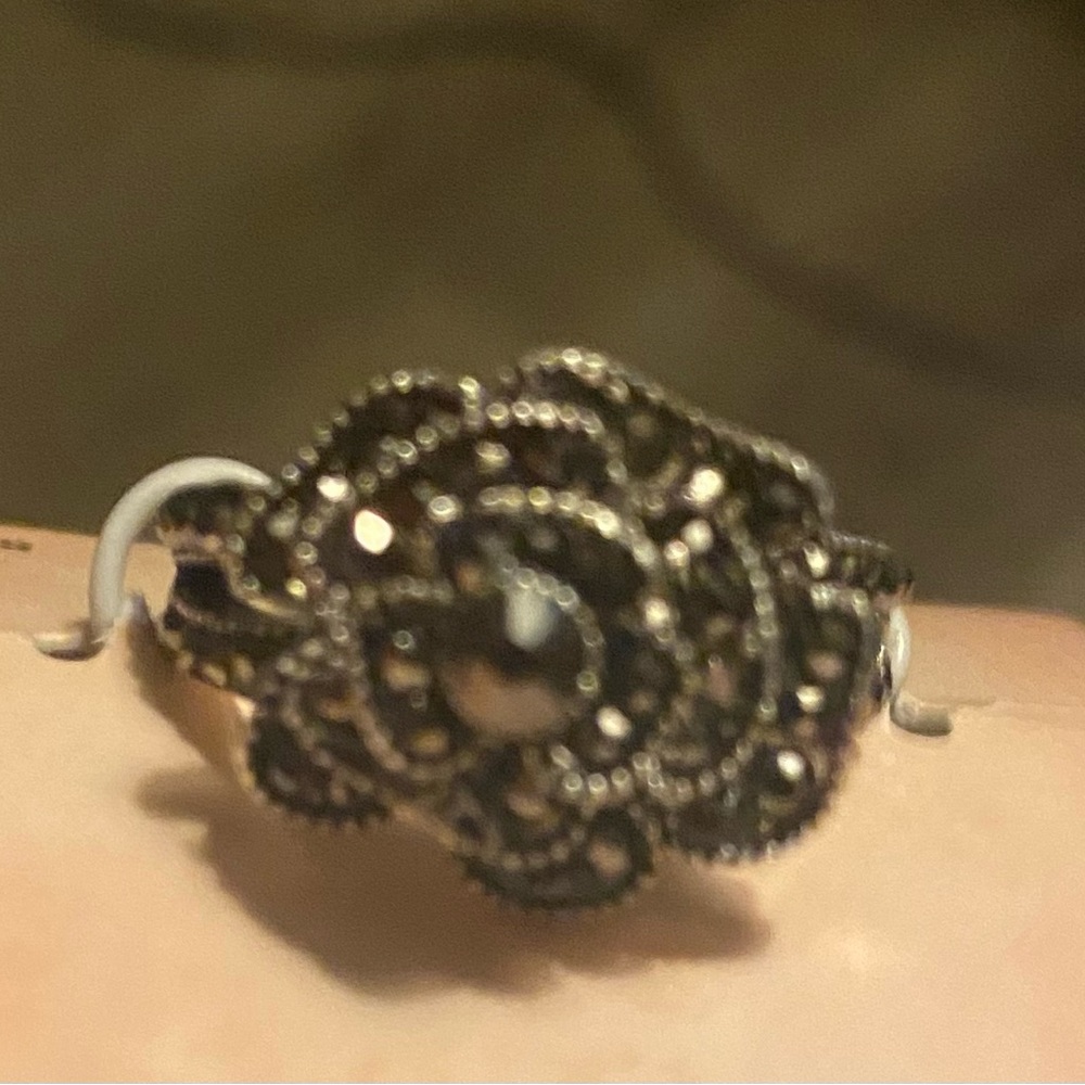 Ring - Picture 4 of 4